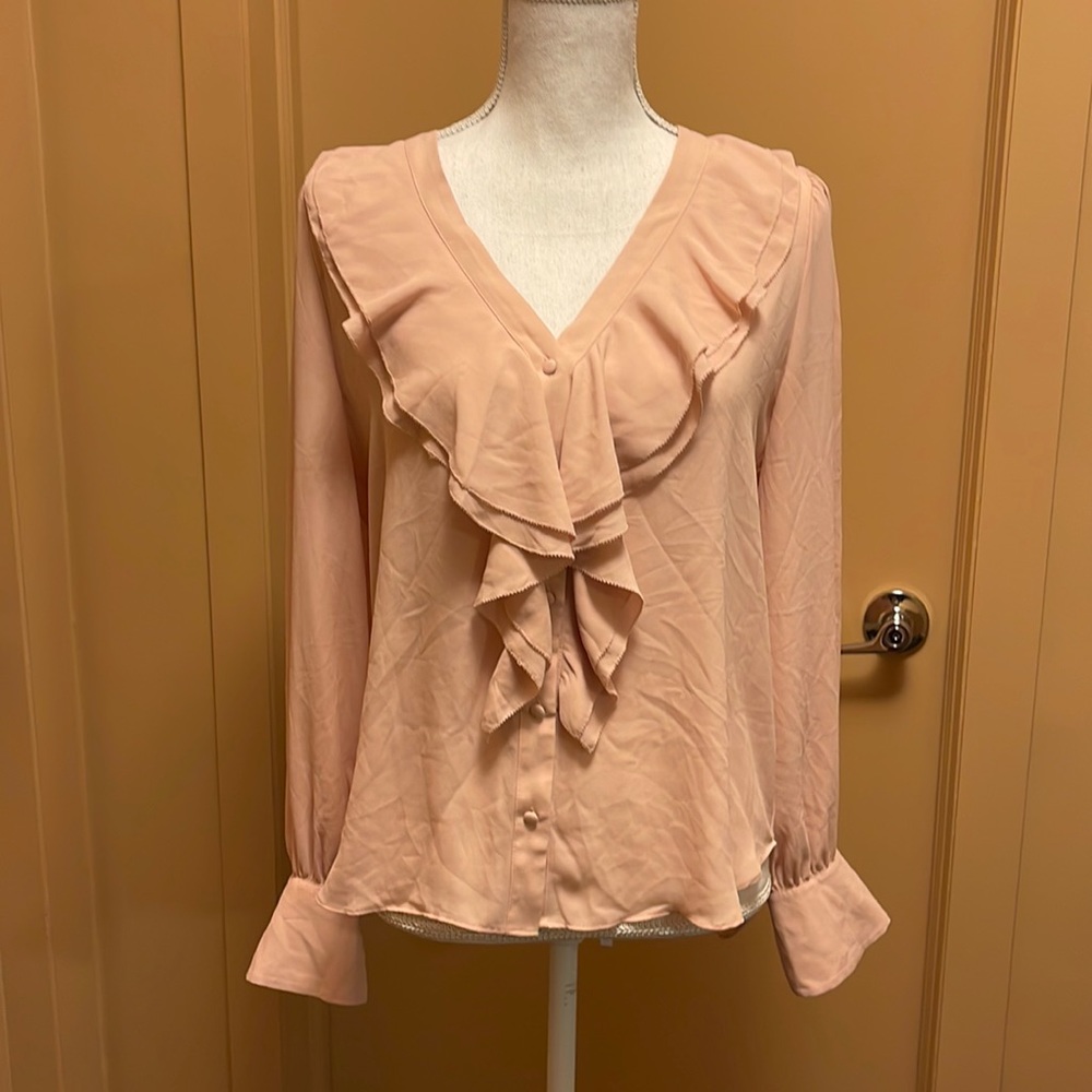 White House Black market blush blouse size small